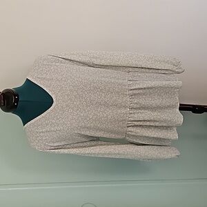 Drop sleeve Peplum style top